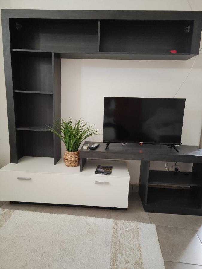 Vrlika Mare B&B 외부 사진