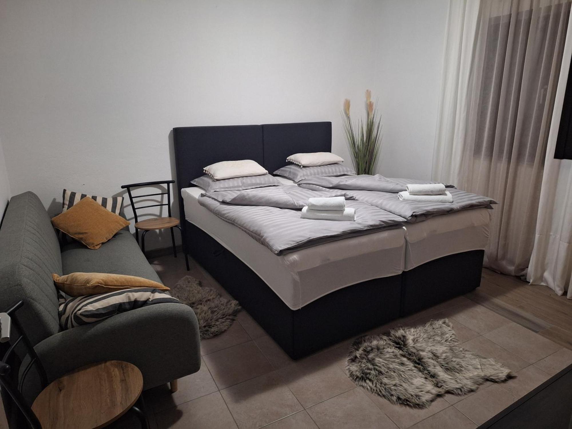 Vrlika Mare B&B 외부 사진